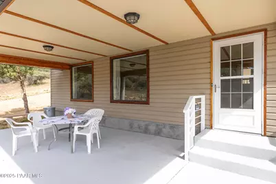 18168 S Spoon Road, Peeples Valley, AZ 86332 - Photo 4