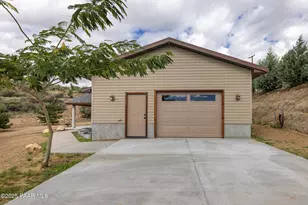 18168 S Spoon Rd, Peeples Valley, AZ 86332 - Photo 2