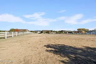 330 MacKenzie Rose Dr, Chino Valley, AZ 86323 - Photo 42