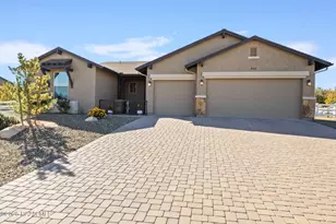 330 MacKenzie Rose Dr, Chino Valley, AZ 86323 - Photo 2