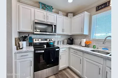 20233 E Sunset Lane, Mayer, AZ 86333 - Photo 16