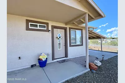 20233 E Sunset Lane, Mayer, AZ 86333 - Photo 2