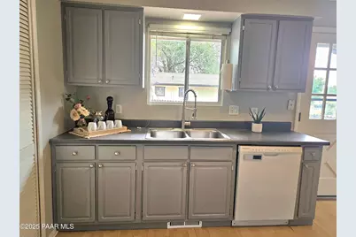 1968 Sycamore Drive, Prescott, AZ 86301 - Photo 8
