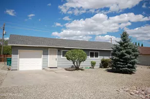 8428 E Manley Dr, Prescott Valley, AZ 86314 - Photo 2