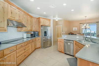171 S Enchanted Road, Dewey-Humboldt, AZ 86327 - Photo 12