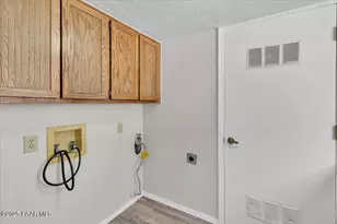 345 S Virginia St, Prescott, AZ 86303 - Photo 16