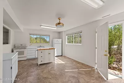 895 Sunrise Boulevard, Prescott, AZ 86301 - Photo 12