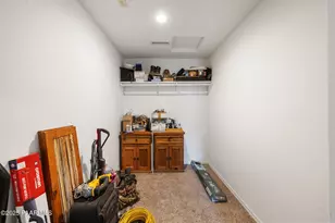 17200 S Dripping Springs Rd, Mayer, AZ 86333 - Photo 32