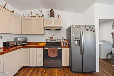 17200 S Dripping Springs Road, Mayer, AZ 86333 - Photo 14