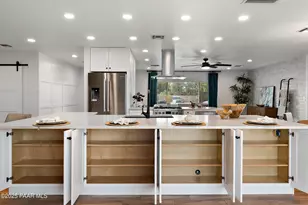 1810 E Auburn Dr, Tempe, AZ 85283 - Photo 16