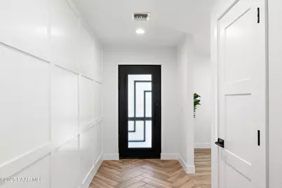 1810 E Auburn Drive, Tempe, AZ 85283 - Photo 2