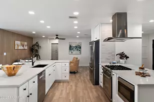 1810 E Auburn Dr, Tempe, AZ 85283 - Photo 6