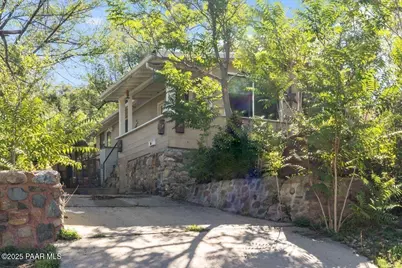 337 S Pleasant Street, Prescott, AZ 86303 - Photo 1