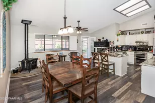 10784 E Oxbow Dr, Dewey-Humboldt, AZ 86327 - Photo 6