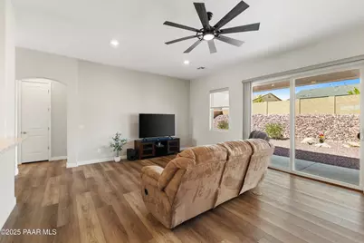 6090 E Shetland Way, Prescott Valley, AZ 86314 - Photo 8