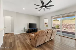 6090 E Shetland Wy, Prescott Valley, AZ 86314 - Photo 8