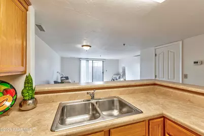 1246 N Barzona Avenue #F, Dewey-Humboldt, AZ 86327 - Photo 12