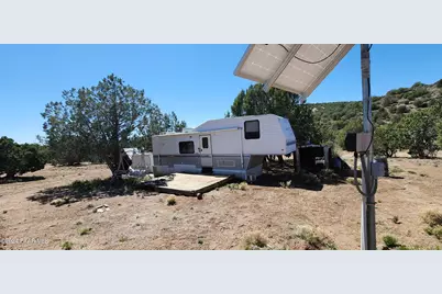 21095 McKenzie Drive, Kingman, AZ 86401 - Photo 12