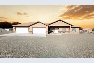 9860 N Loper Road, Prescott Valley, AZ 86315 - Photo 1