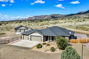 14210 E Bear Grass Ct, Prescott Valley, AZ 86315 - Photo 2