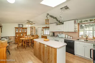 20654 E Mingus Dr, Mayer, AZ 86333 - Photo 6