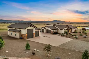 10401 E Desert Winds Way, Prescott Valley, AZ 86315 - Photo 1