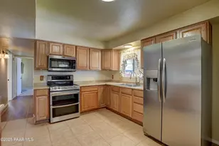 20429 E Hereford Dr, Mayer, AZ 86333 - Photo 4