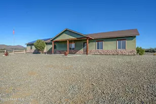 7925 S Lone Spruce Dr, Mayer, AZ 86333 - Photo 4