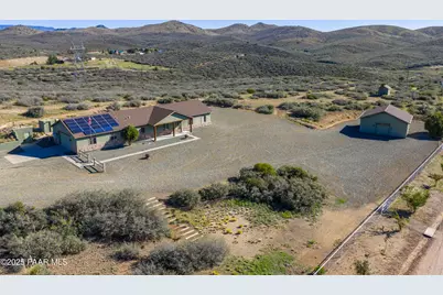 7925 S Lone Spruce Drive, Mayer, AZ 86333 - Photo 2