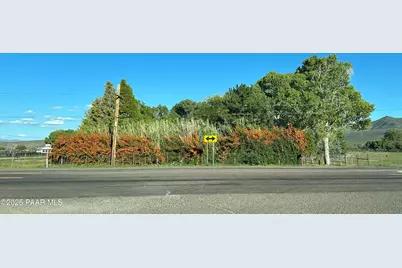 18212 S Pioneer Road, Peeples Valley, AZ 86332 - Photo 38