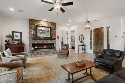 14335 N Three Sisters Drive, Prescott, AZ 86305 - Photo 10