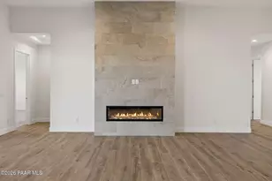 6212 E Shasta Daisy Ln, Prescott Valley, AZ 86315 - Photo 8