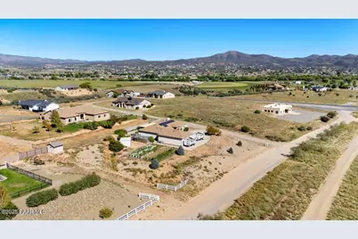 1850 S Crooked H Trail, Dewey-Humboldt, AZ 86327 - Photo 44