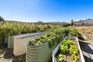 1850 S Crooked H Trail, Dewey-Humboldt, AZ 86327 - Photo 38