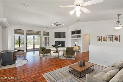 14400 E Mustang Drive, Dewey-Humboldt, AZ 86327 - Photo 10