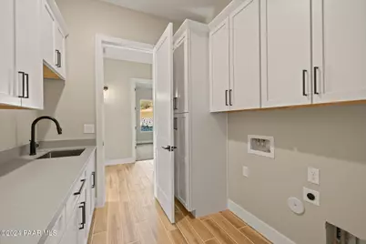 635 S Grant Woods Parkway, Dewey-Humboldt, AZ 86327 - Photo 34