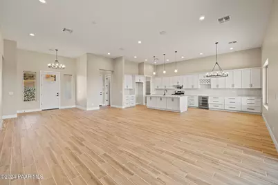 635 S Grant Woods Parkway, Dewey-Humboldt, AZ 86327 - Photo 10