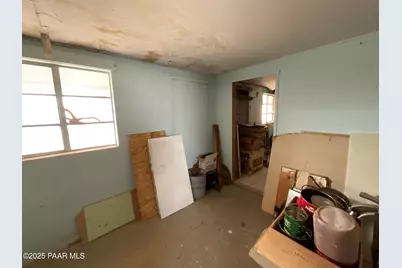 54251 N 3rd Avenue, Seligman, AZ 86337 - Photo 10