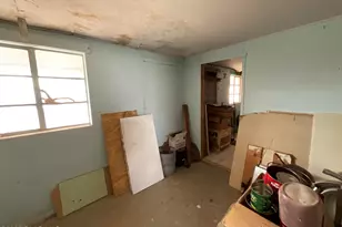 54251 N 3rd Ave, Seligman, AZ 86337 - Photo 10