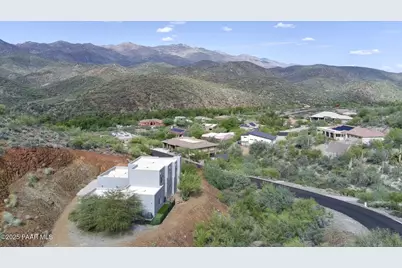 35310 S Pinnacle Place, Black Canyon City, AZ 85324 - Photo 8