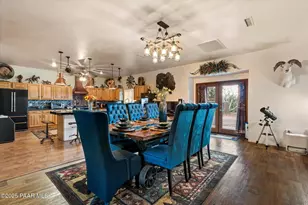 33425 W Cowboy Clint Way, Seligman, AZ 86337 - Photo 20