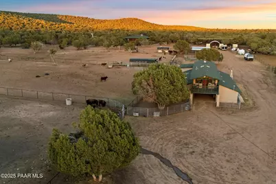 33425 W Cowboy Clint Way, Seligman, AZ 86337 - Photo 60