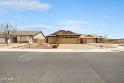 317 N La Paz Street, Dewey-Humboldt, AZ 86327 - Photo 2