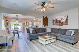 576 N Robles St, Prescott Valley, AZ 86327 - Photo 6