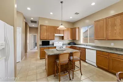 8203 N Sable Way, Prescott Valley, AZ 86315 - Photo 6