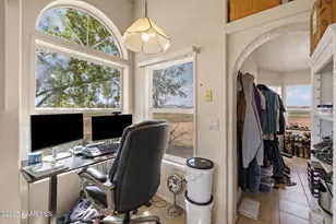 24975 N Naples St, Paulden, AZ 86334 - Photo 12