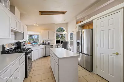 24975 N Naples Street, Paulden, AZ 86334 - Photo 10