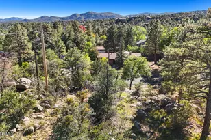 1828 W Thumb Butte Rd, Prescott, AZ 86305 - Photo 1