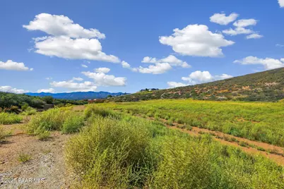 510 S Apache Knolls Trail, Dewey-Humboldt, AZ 86327 - Photo 12