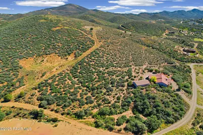 599 S Apache Knolls Trail, Dewey-Humboldt, AZ 86327 - Photo 10